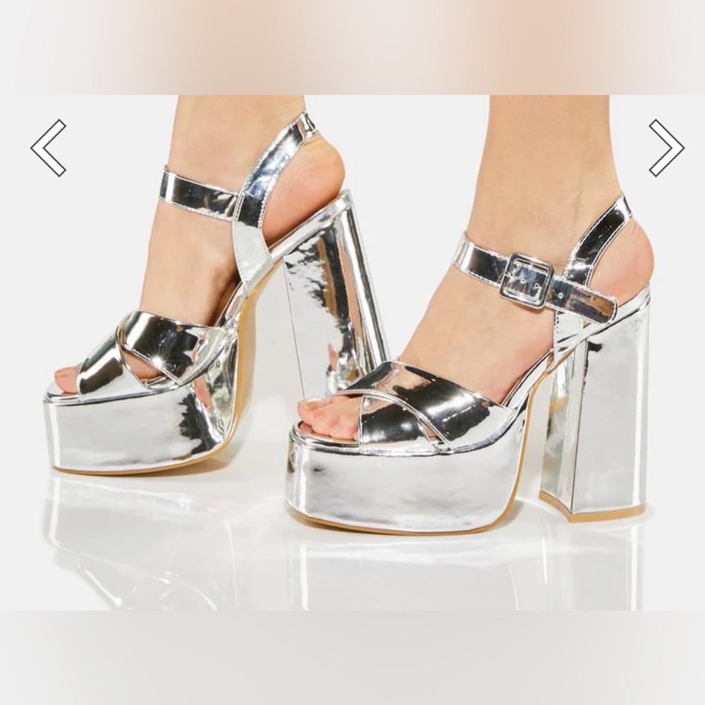 Chidori Metallic Platform Heels - Picture 7 of 7